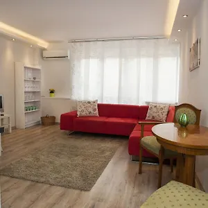 Ilona 2 Bedrooms In The Center Appartamento