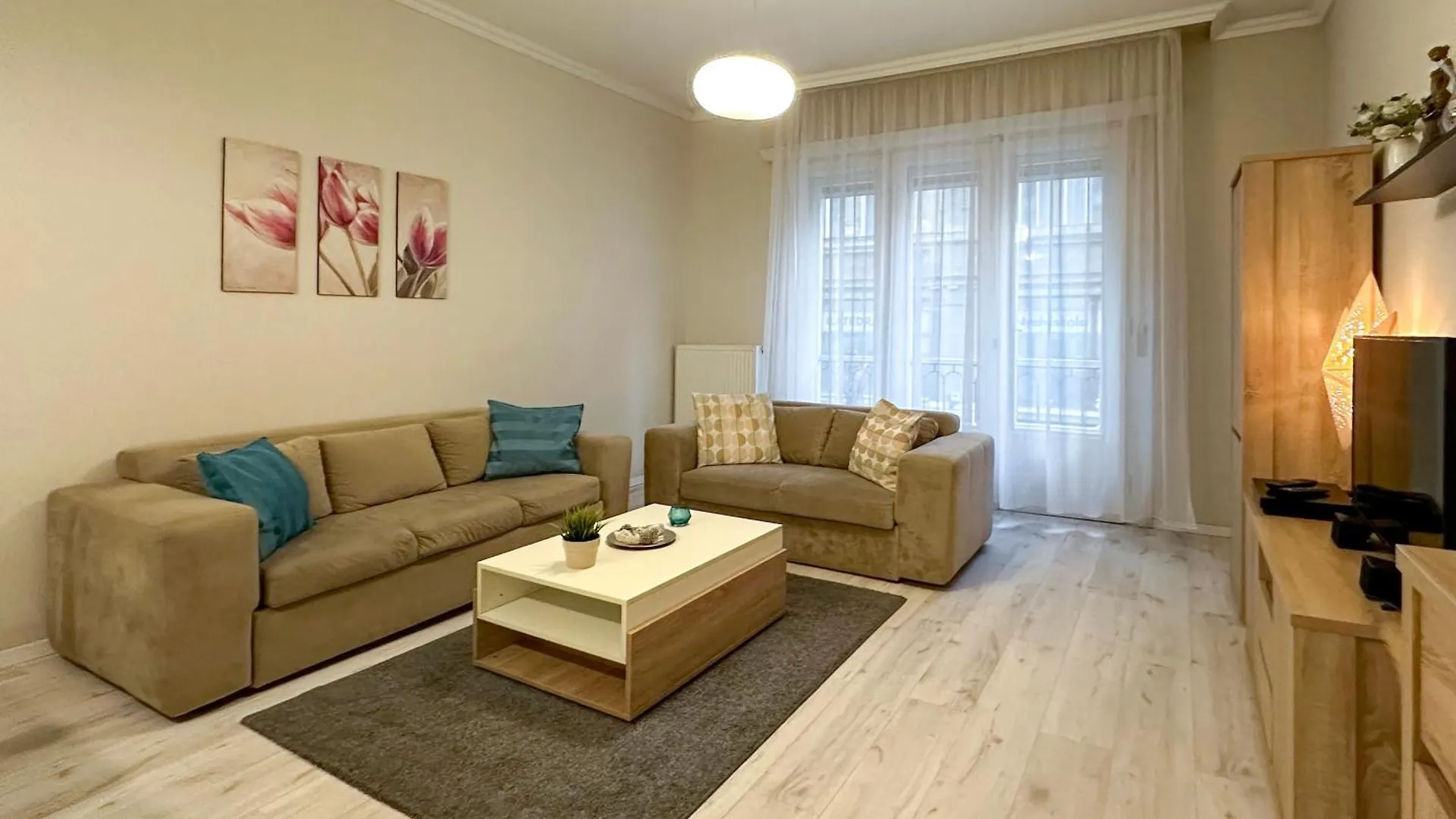 Asboth Taylor Apartment Budapest