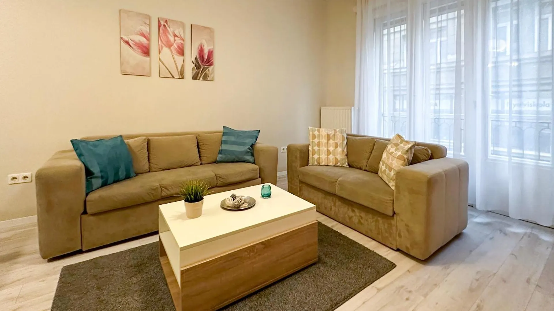 Asboth Taylor Apartment Budapest