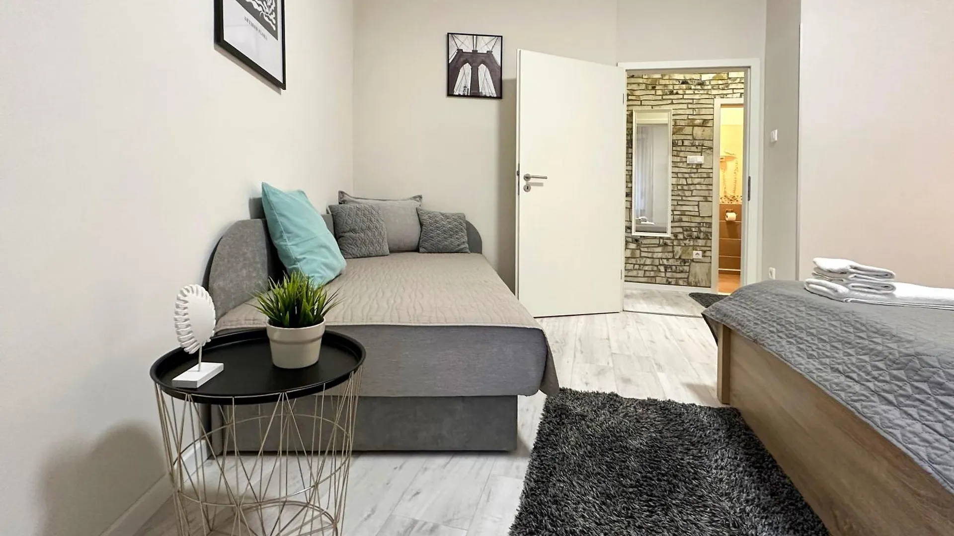 Asboth Taylor Apartment Budapest Ungarn