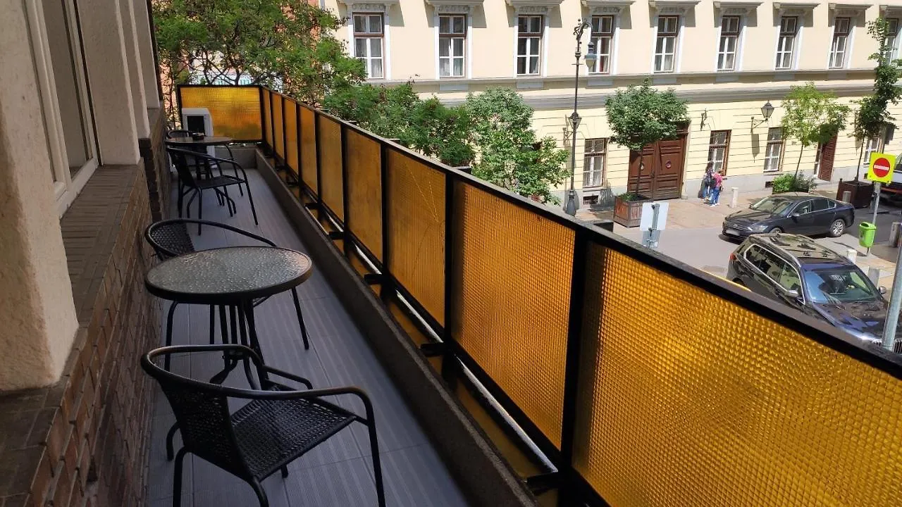 Asbóth Taylor Apartment Budapest Magyarország