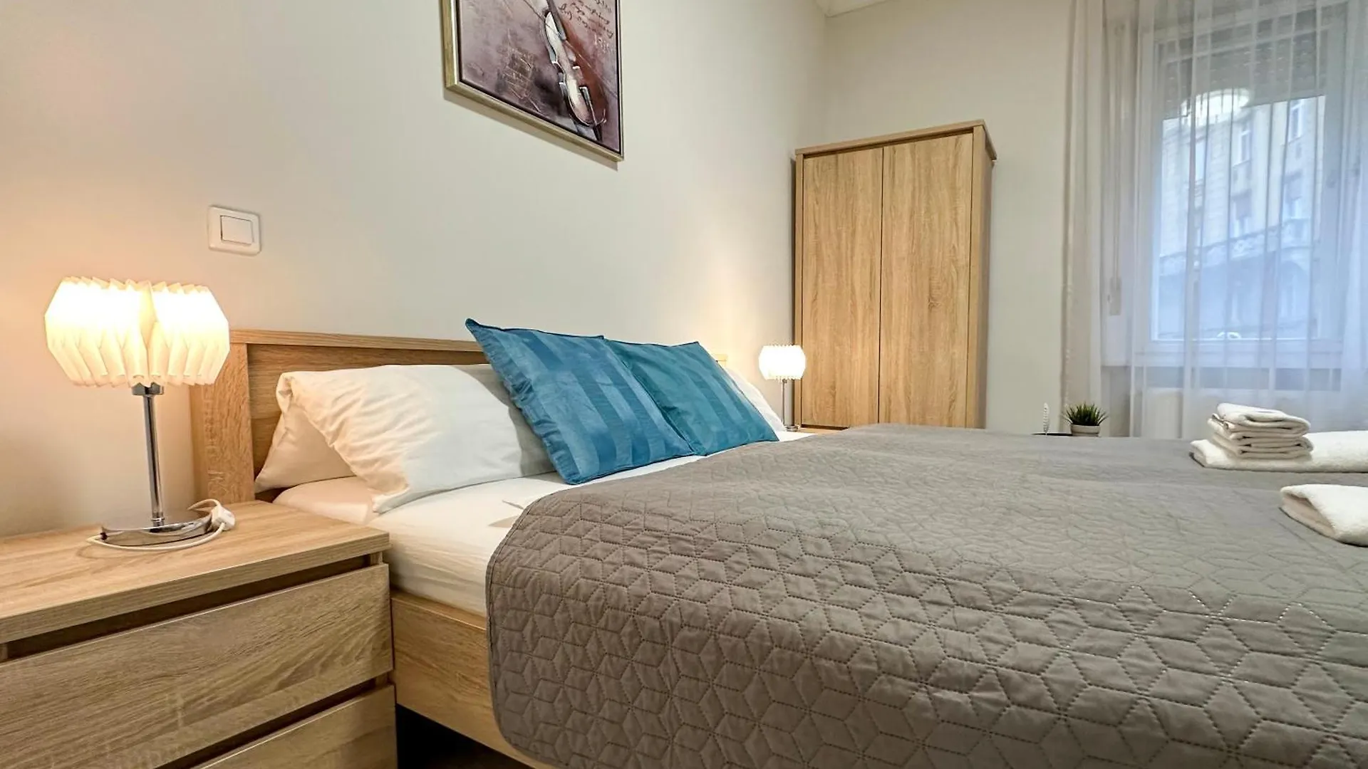 Asbóth Taylor Apartment Budapest 0*,
